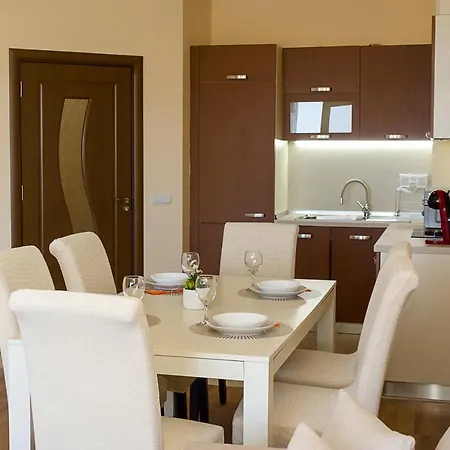 Stunning 2bd Flat With Sea Views & Pool By Flat Mаnager Апартамент
