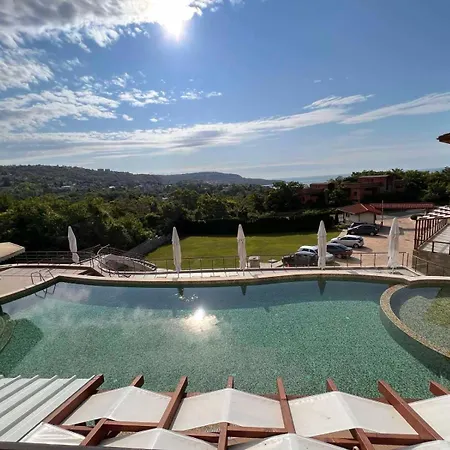 Stunning 2bd Flat With Sea Views & Pool By Flat Mаnager Апартамент