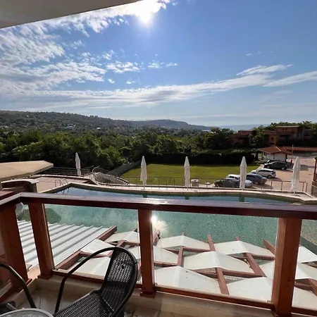 Stunning 2bd Flat With Sea Views & Pool By Flat Mаnager Балчик